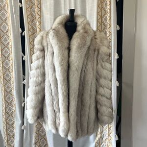 Elegant Cream Fur Jacket